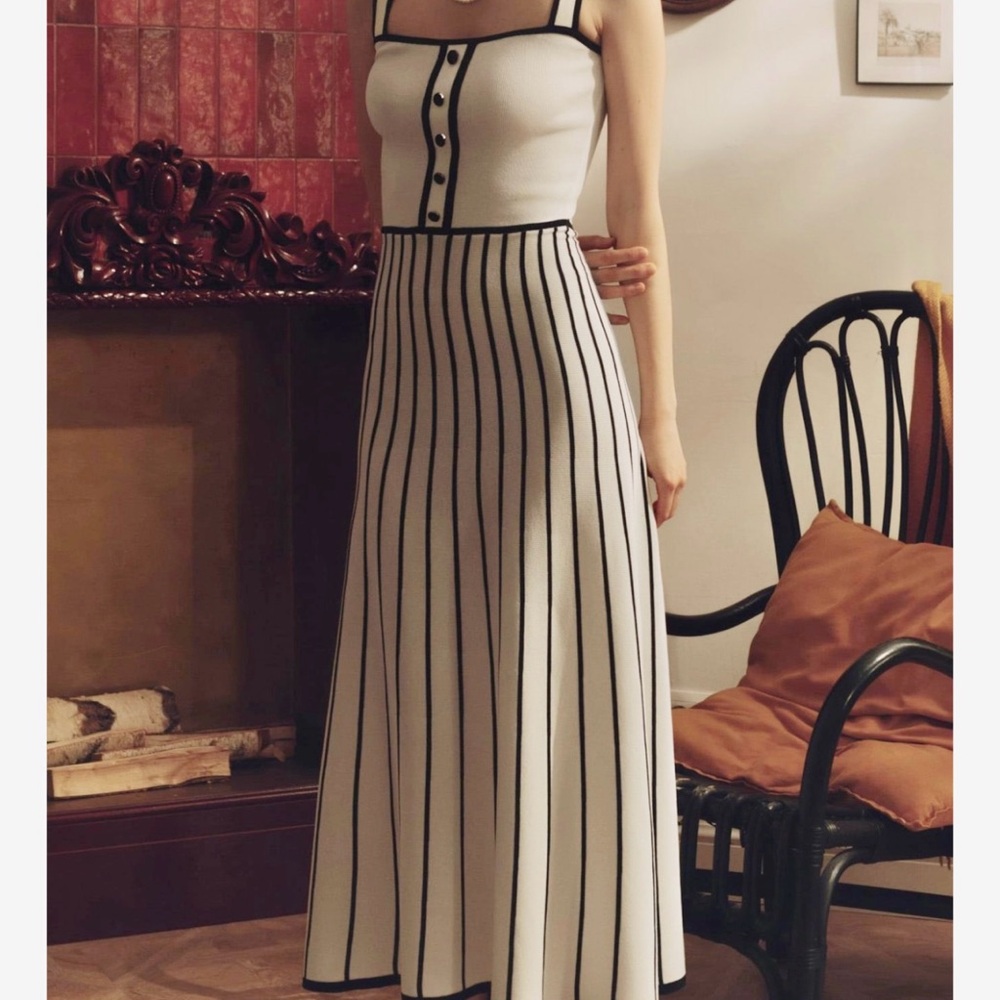 🌺🌺 NWT JARDINVIE SLEEVELESS DRESS SIZE LARGE